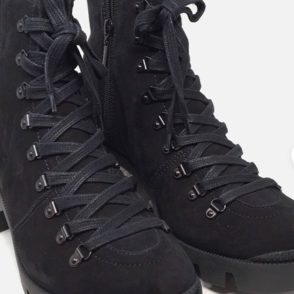 Schutz Xayane Women’s SIze 10 B Black Combat Lace Up Suede Lug Sole Boot - Picture 2 of 7
